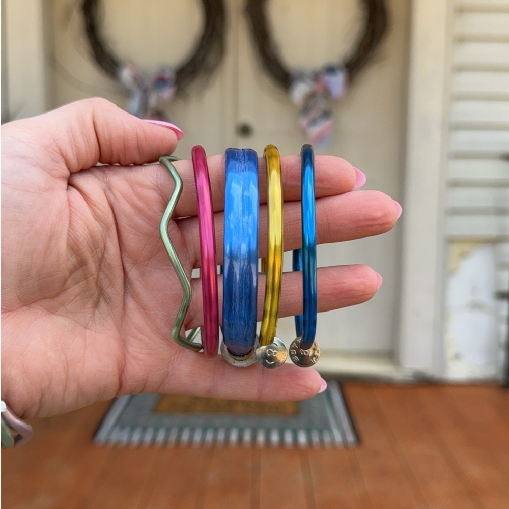 Colorful Mixed Metal Bangle Bracelet Set